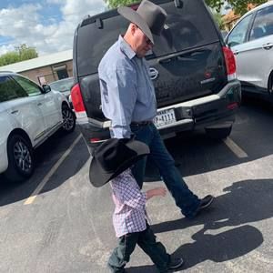 Meet your Posher, Tod